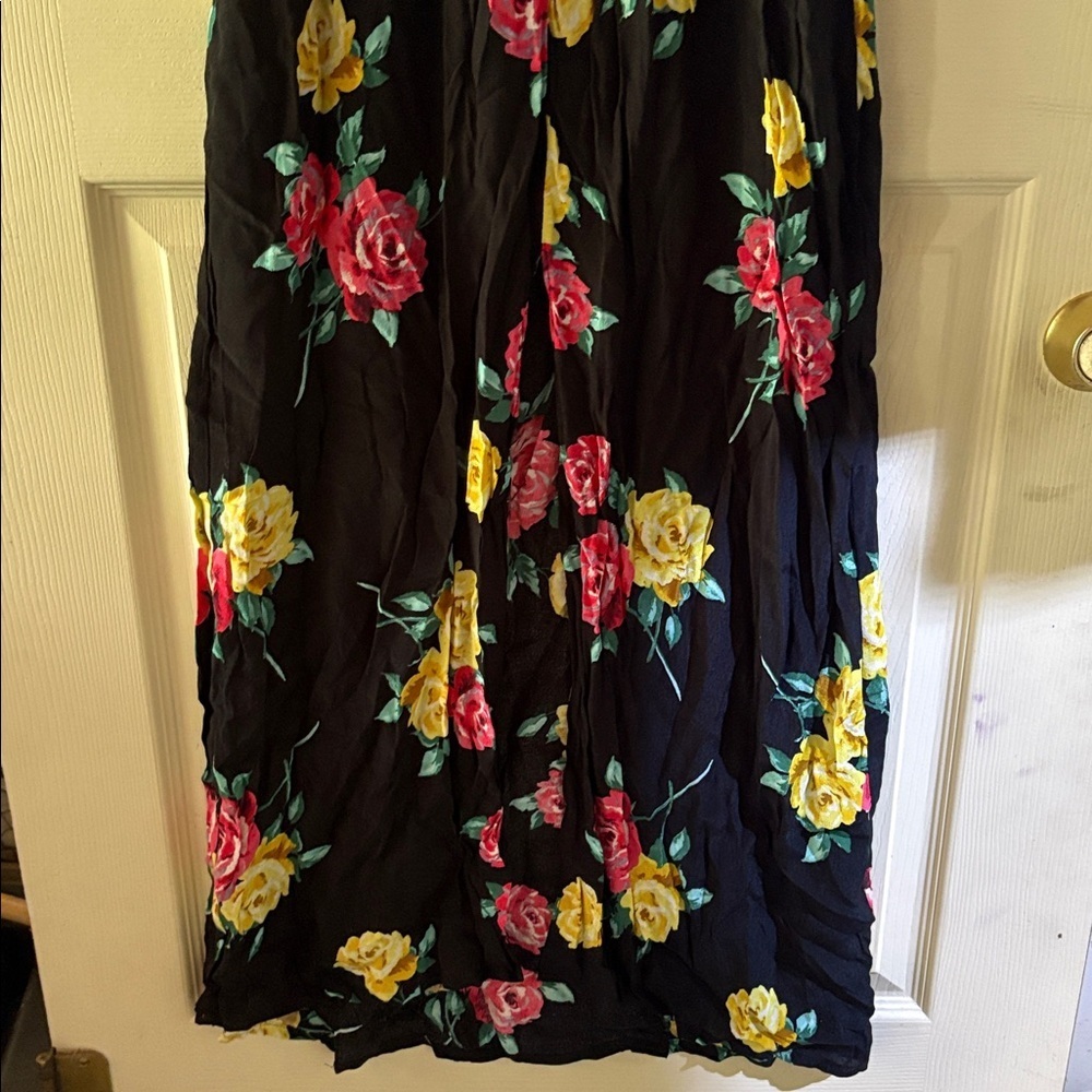 Top shop Floral Cutout Dress with Halter Neck - Picture 3 of 5